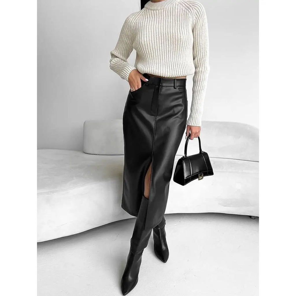 Aysha חצאית דמוי עור גבוהה עם שסע קדמי